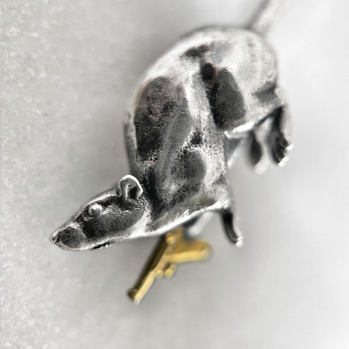 rat pendant side detail