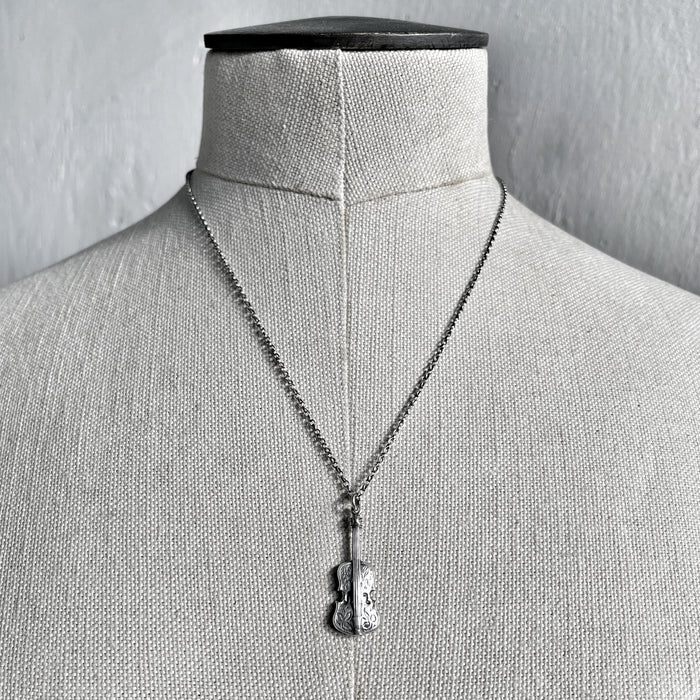 Oxidised / Silver Engraved Violin Necklace