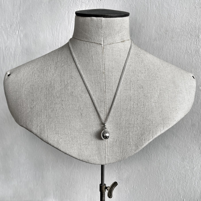 baroque pearl drop pendant necklace jewel thief Brighton
