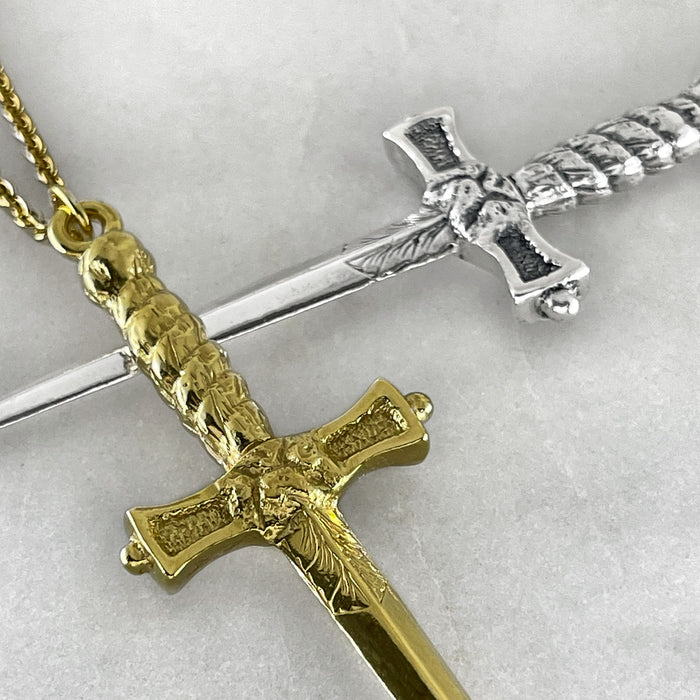 silver gold dagger pendant necklace jewel thief Brighton