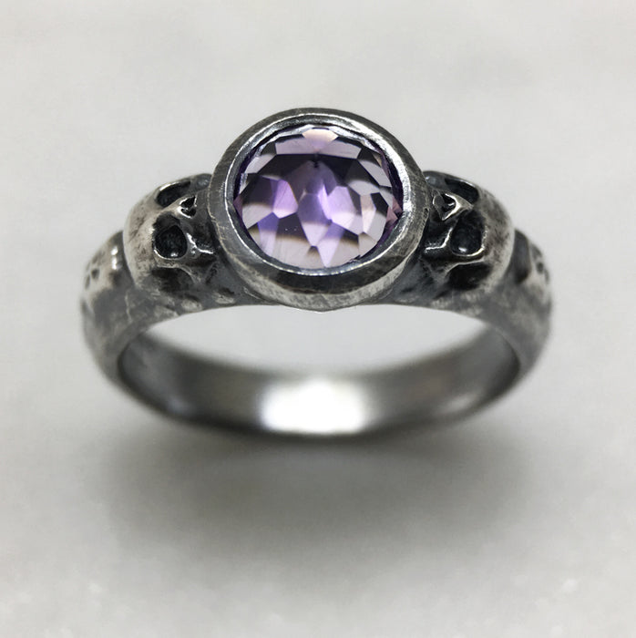 Memento Mori Amethyst Skull Ring