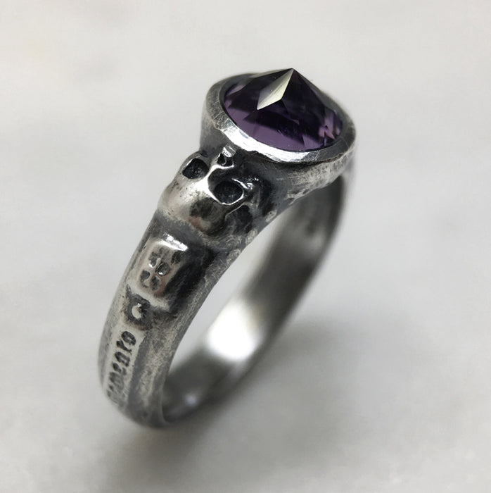 Memento Mori Amethyst Skull Ring