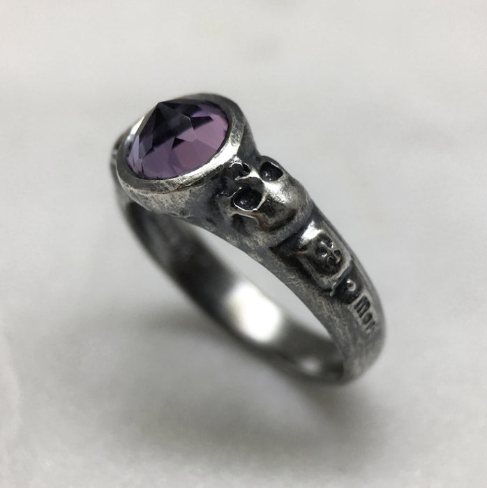 Memento Mori Amethyst Skull Ring