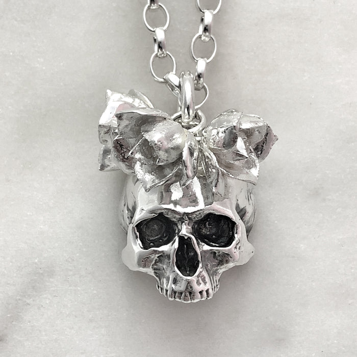 Skull With Succulents Necklace, Silver Necklace, Macabre Jewelry, Mourning Jewelry, Memento Mori