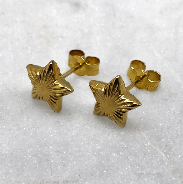 Gold Engraved Star Studs