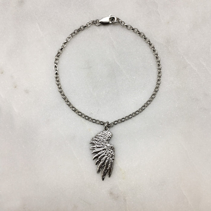 Single Silver Wing Bracelet